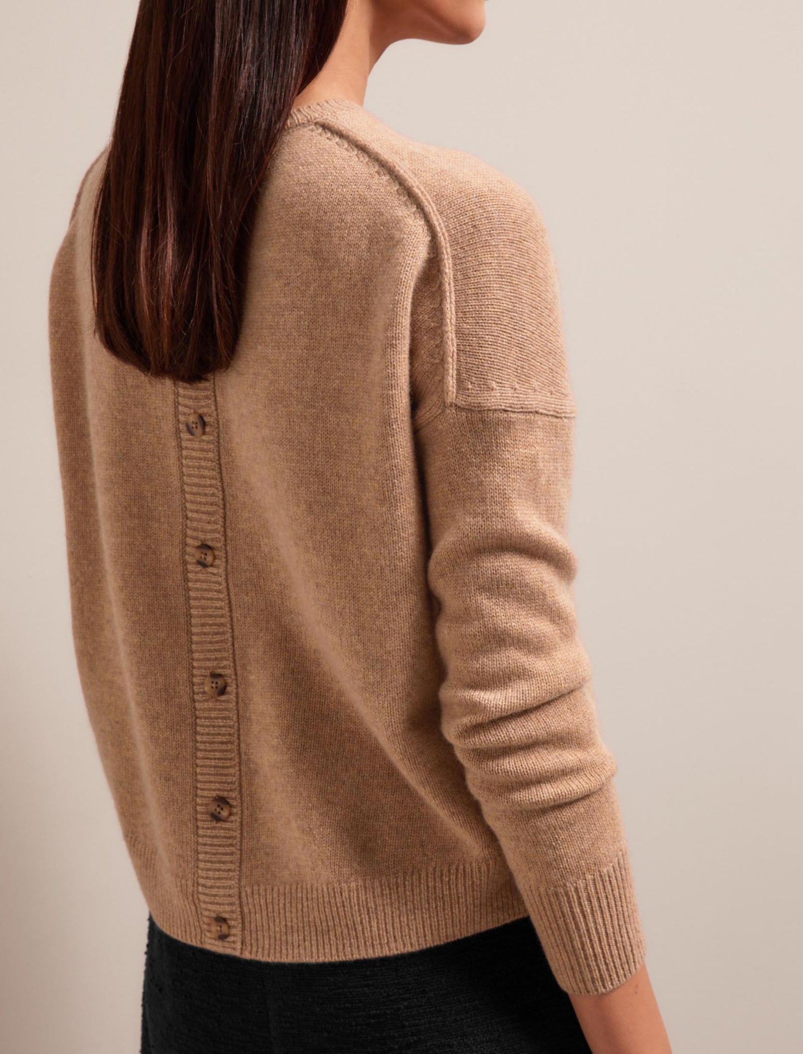 Lainey Boxy Back Button Detail Cashmere Jumper - Camel