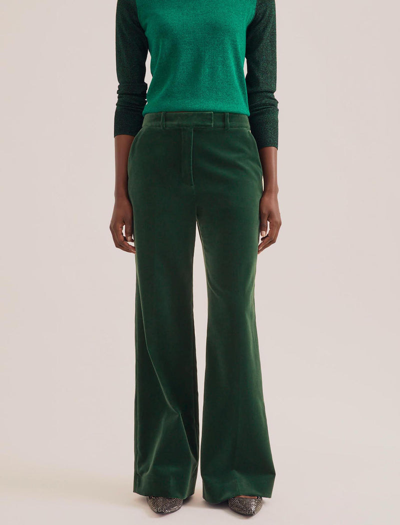Emerald green velvet pants 2025
