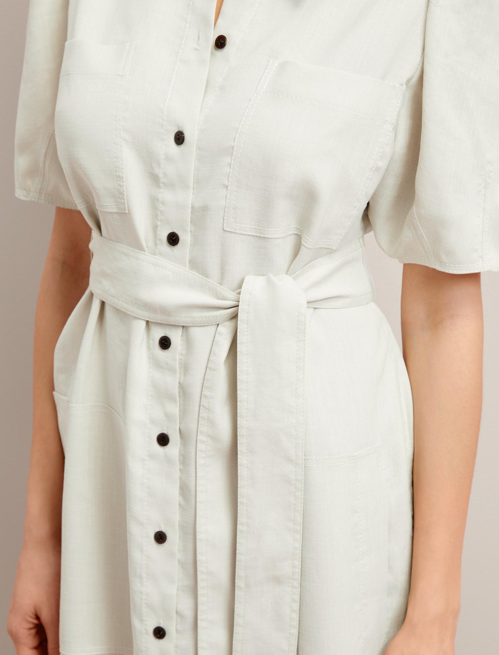【送料&関税込】Khaite Cream Linen Blend Iffy Shirt Dress KHAITE Effy silk and cotton-blend organza midi shirt dress