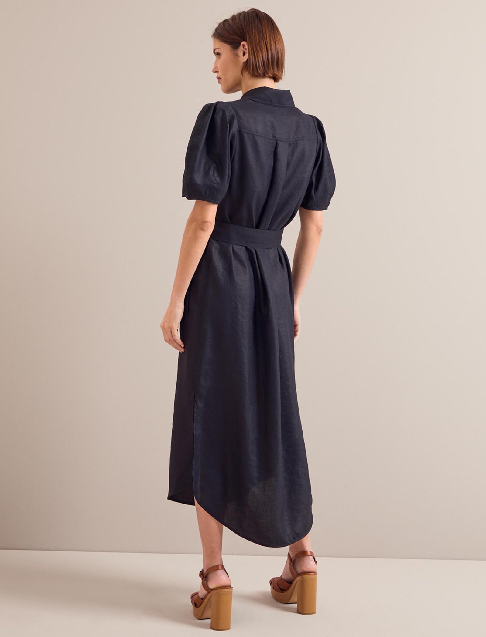 ★EU発*COS*新作*European Flax リネンTシャツ/NAVY★ Lyra Techni Linen Utility Maxi Shirt Dress - Navy