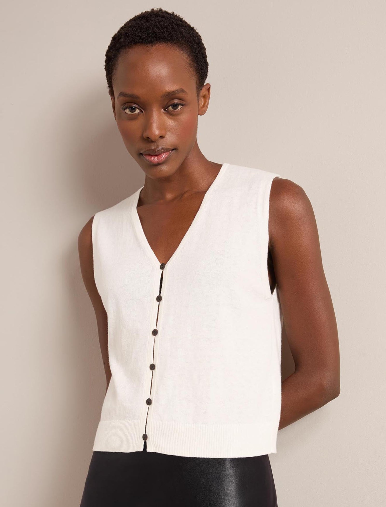 Vinnie Cotton Blend V Neck Vest - Ivory