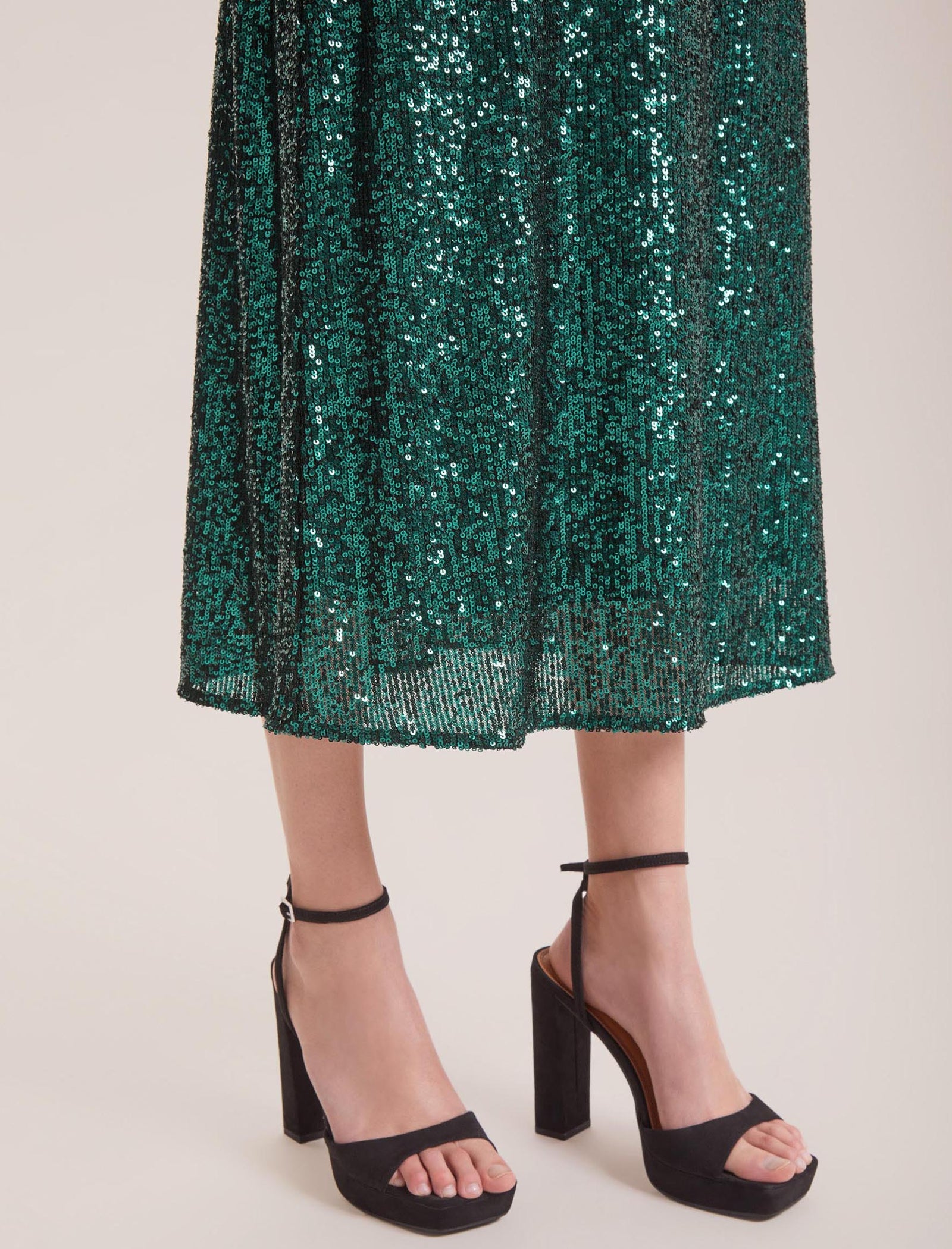 WI23_SK175_SCARLETT_DARKGREEN_