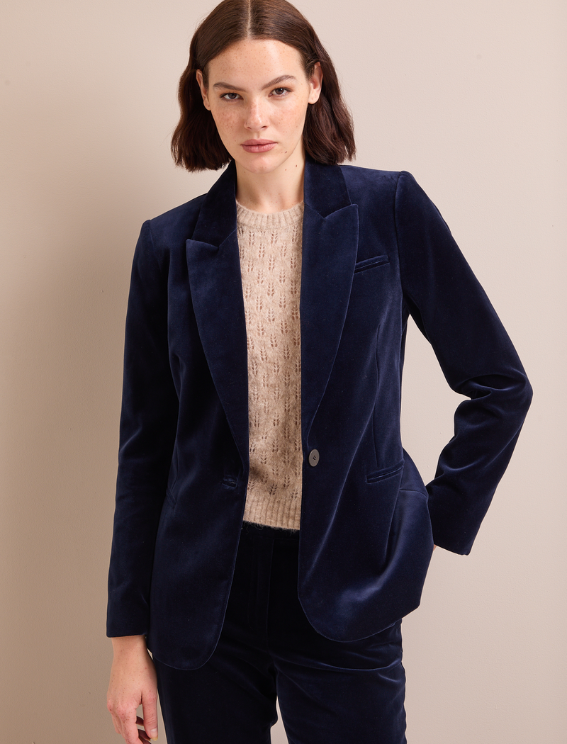 Dark blue velvet blazer deals