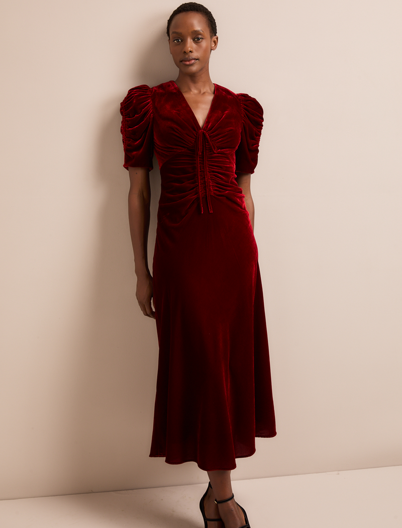 Ophelia Bias Cut Velvet Maxi Dress - Red