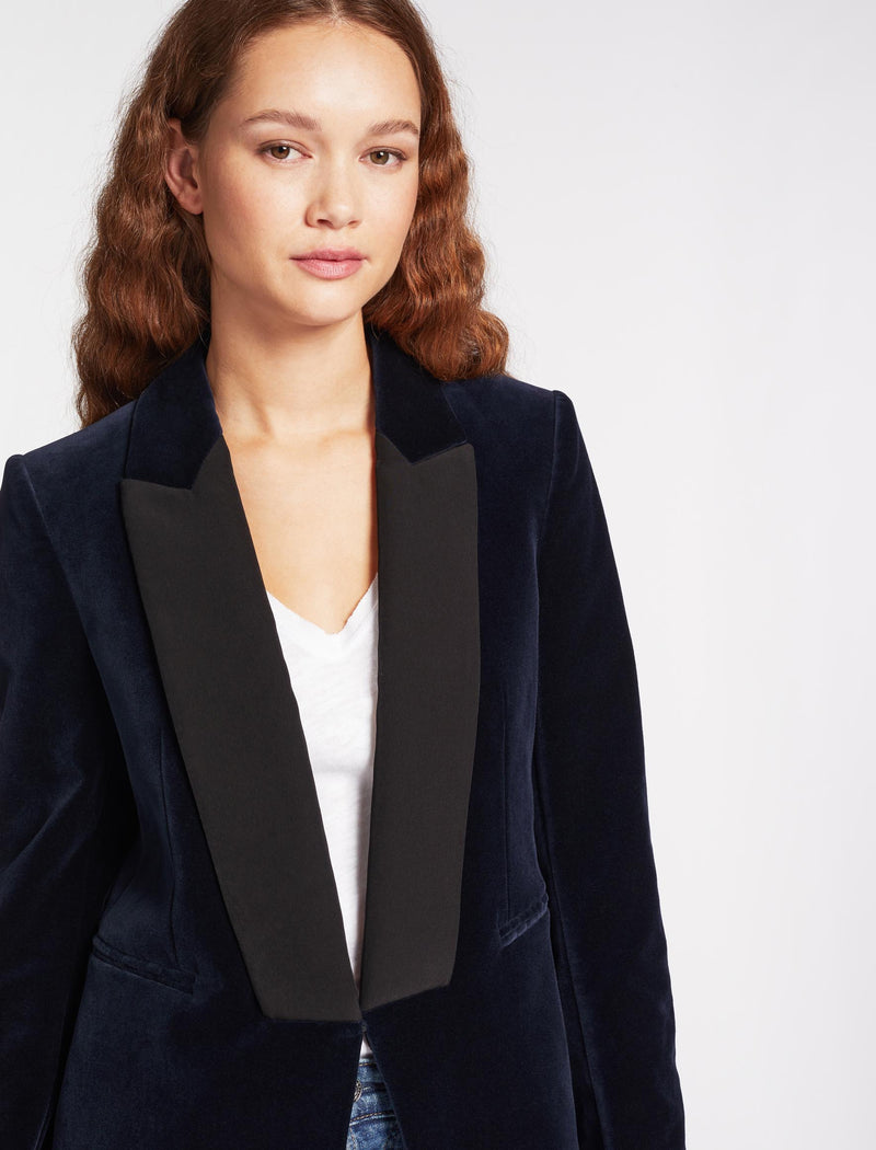 Jules Velvet Tuxedo Jacket With Pannel Detail In Navy