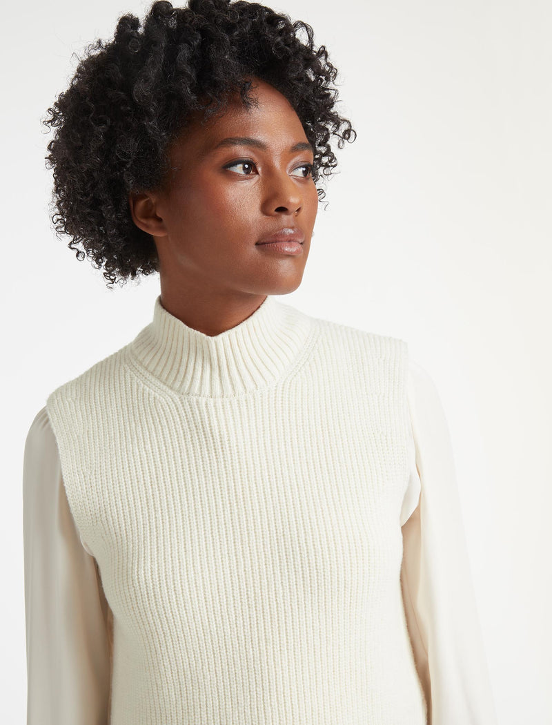 Janie Sleeveless Funnel Neck Jumper in Cream