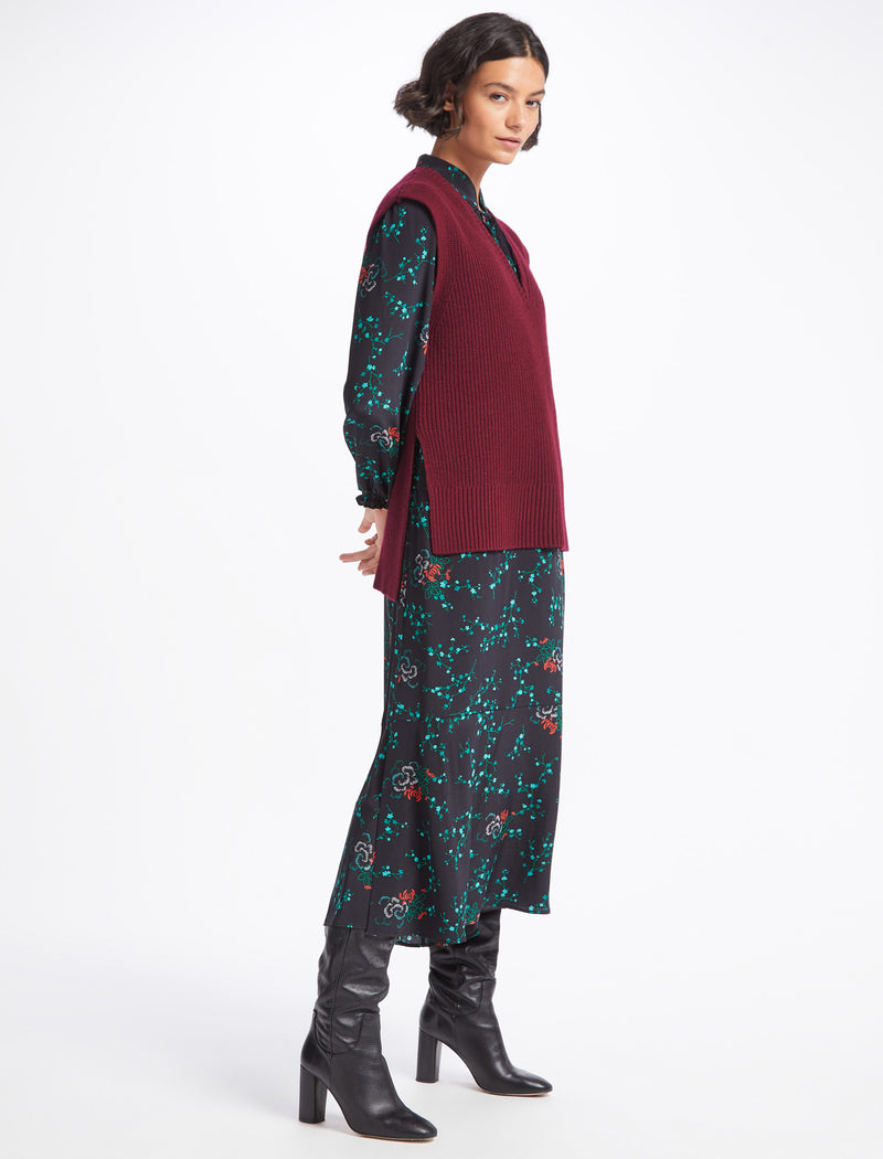 Janice Wool V Neck Sleeveless Jumper - Dark Red